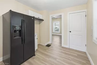 1405 Wabash Court NE, Canton, OH 44705 - Photo 14