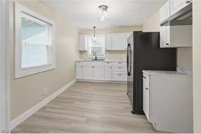 1405 Wabash Court NE, Canton, OH 44705 - Photo 12