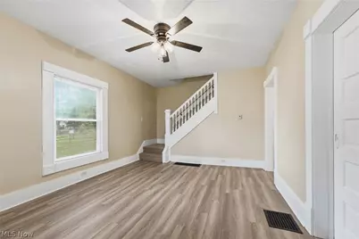 1405 Wabash Court NE, Canton, OH 44705 - Photo 10