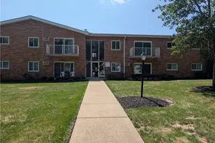 481 Tollis Pkwy, Grandview Heights, OH 44147 - Photo 1