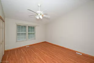 4007 Falconswalk Ct, Stow, OH 44224 - Photo 16