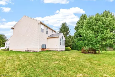 1910 Northgate Circle, Akron, OH 44320 - Photo 40