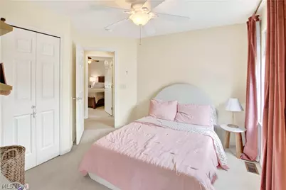 1910 Northgate Circle, Akron, OH 44320 - Photo 26