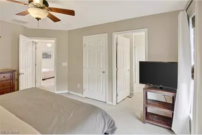 1910 Northgate Circle, Akron, OH 44320 - Photo 20