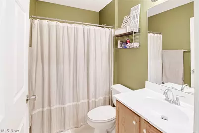 1910 Northgate Circle, Akron, OH 44320 - Photo 30