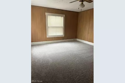 39 School Street, Hubbard, OH 44425 - Photo 6
