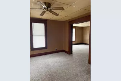 39 School Street, Hubbard, OH 44425 - Photo 12