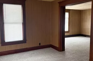 39 School St, Hubbard, OH 44425 - Photo 12