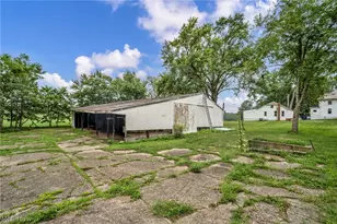 5706 Kemary Ave SW, Navarre, OH 44662 - Photo 38