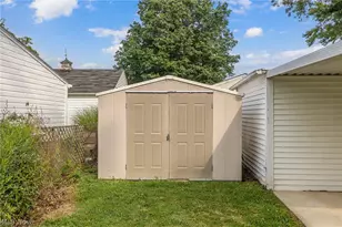 424 E 326th St, Willowick, OH 44095 - Photo 30