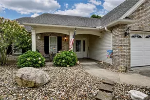 5232 Oriole Ct, Millersburg, OH 44654 - Photo 2