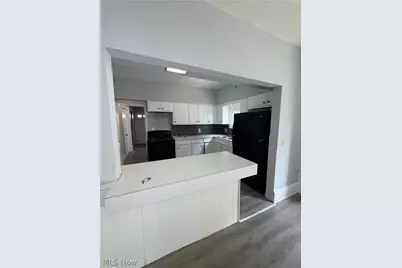 11721 Hamlen Avenue #DN, Loveland, OH 44120 - Photo 6