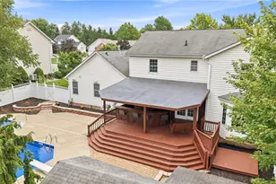 908 Sand Lot Circle, Louisville, OH 44641 - Photo 4