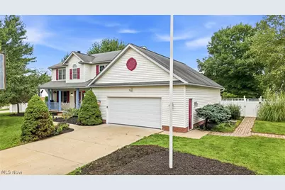 908 Sand Lot Circle, Louisville, OH 44641 - Photo 2
