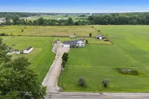 15340 Cowley Rd, Grafton, OH 44028 - Photo 6