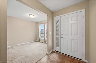 37470 Tail Feather Dr, North Ridgeville, OH 44039 - Photo 4