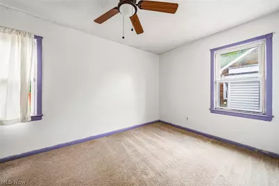 229 E 326th Street, Willowick, OH 44095 - Photo 10