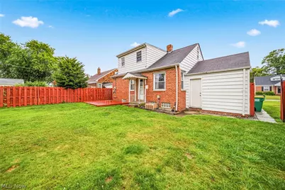 229 E 326th Street, Willowick, OH 44095 - Photo 24
