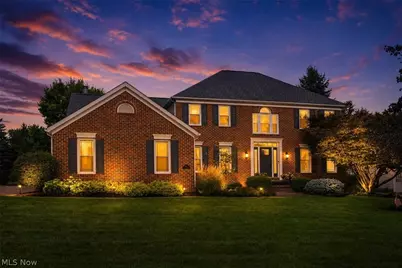 6633 Olde Stone Circle NE, Canton, OH 44721 - Photo 2