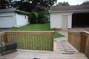 288 E Cassell Ave, Barberton, OH 44203 - Photo 16