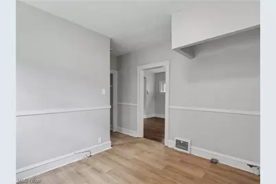 9809 Hilgert Drive, Loveland, OH 44104 - Photo 12