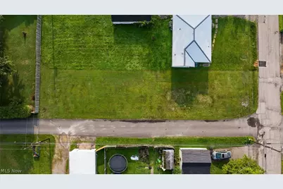 765 Wabash Avenue, Zanesville, OH 43701 - Photo 2