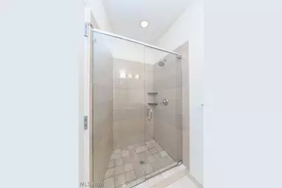 701 W Lakeside Avenue #602, Loveland, OH 44113 - Photo 26