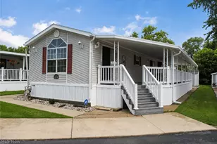 1763 NE Catawba Rd, Port Clinton, OH 43452 - Photo 4