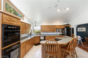 511 Milton Ave, Wilmot, OH 44608 - Photo 4