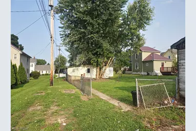 301 S 2nd Street, Byesville, OH 43723 - Photo 2