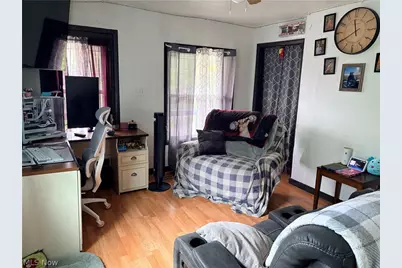 75 5th Street, Campbell, OH 44405 - Photo 4