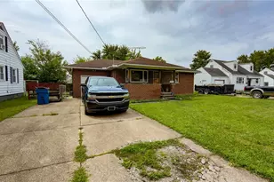 919 W 23rd St, Lorain, OH 44052 - Photo 2