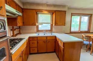 919 W 23rd St, Lorain, OH 44052 - Photo 12