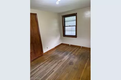 1104 Vine Street, Coshocton, OH 43812 - Photo 8