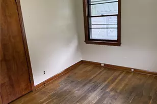 1104 Vine St, Coshocton, OH 43812 - Photo 8