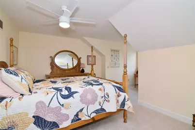 8205 Knolls Way, Chagrin Falls, OH 44023 - Photo 24