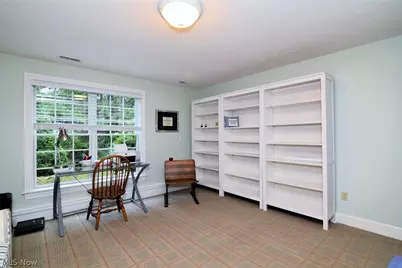 8205 Knolls Way, Chagrin Falls, OH 44023 - Photo 30