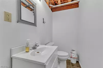1127 Fireside Trail, Grandview Heights, OH 44147 - Photo 32