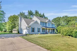 1127 Fireside Trail, Grandview Heights, OH 44147 - Photo 2