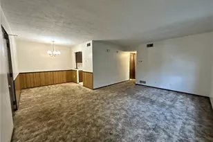 200 West 36th St, Shadyside, OH 43947 - Photo 2