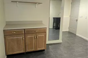8218 Comet Ct, Mentor, OH 44060 - Photo 10