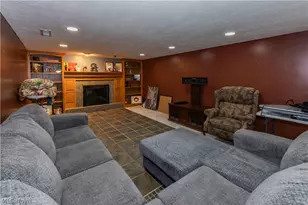 6310 Dodge Rd SW, Canton, OH 44706 - Photo 20