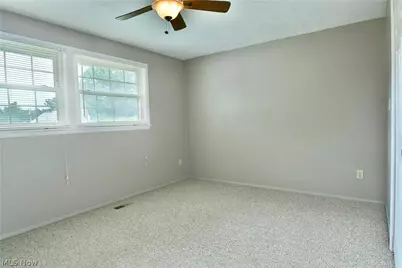 1382 Northfield, Mineral Ridge, OH 44440 - Photo 24