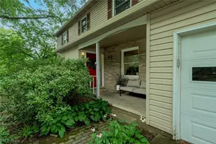 511 Harvey St, Kent, OH 44240 - Photo 2