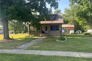284 W Main St, Andover, OH 44003 - Photo 2