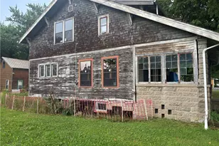 284 W Main St, Andover, OH 44003 - Photo 6