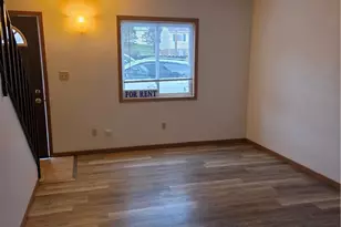 240 Lilac Circle, Barberton, OH 44203 - Photo 2