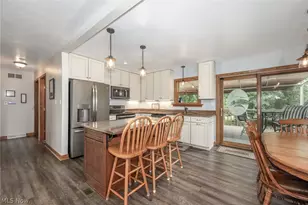 262 Cackler Rd, Streetsboro, OH 44241 - Photo 8