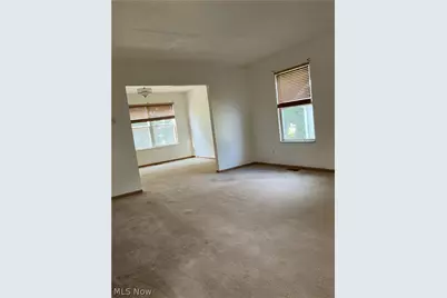 523 Broadway Avenue, Youngstown, OH 44510 - Photo 4