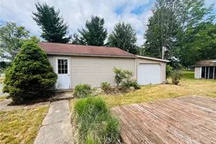 5921 Pine St, Andover, OH 44003 - Photo 10
